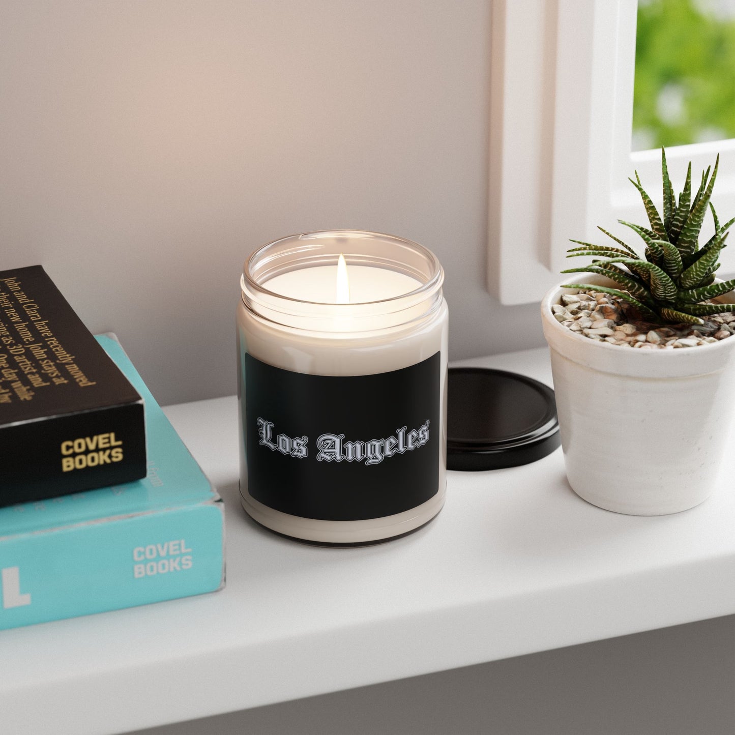 Los Angeles Scented Soy Candle, Custom Candle Gift, Home Decor, Aromatherapy Candle, Candle for Relaxation, Unique Gift Idea - Silver Edition