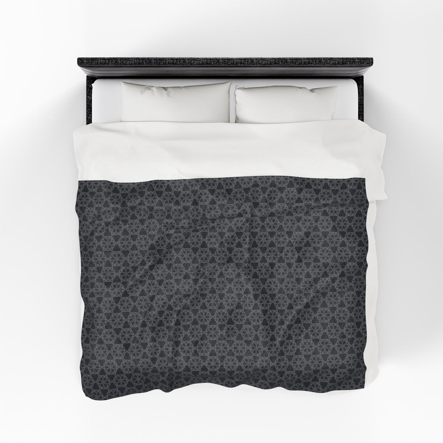 Cozy Velveteen Plush Blanket - Soft Warm Throw for Home, Gift for All Occasions, Perfect for Winter, Sofa Decor, Relaxation