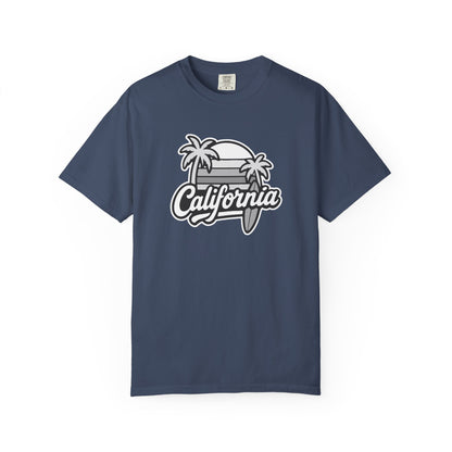 California Surf Unisex T-Shirt, Vintage Tee, Beachwear, Summer Apparel, Gift for Surfers, Casual Style