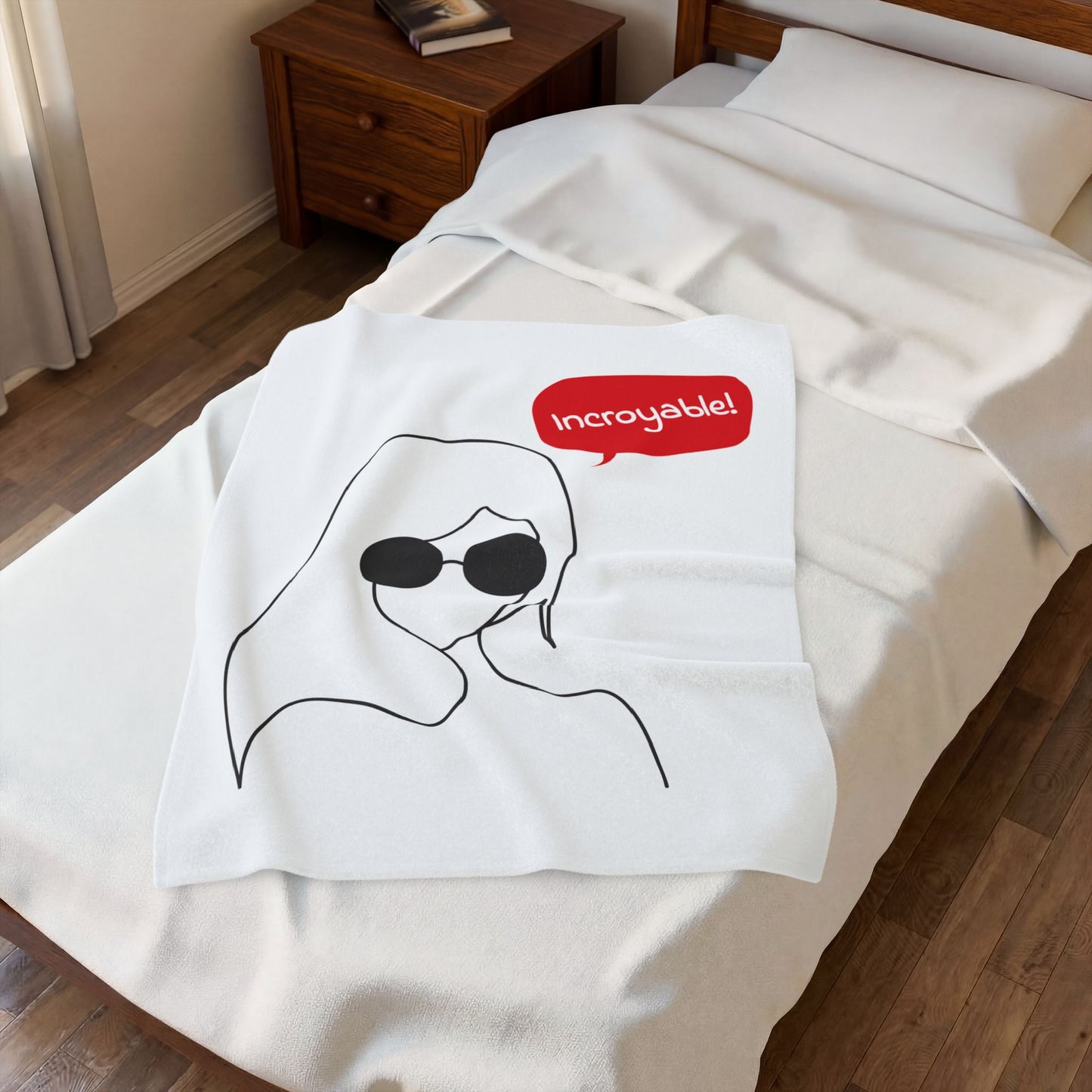 Incroyable Chic Girl - Plush Blanket