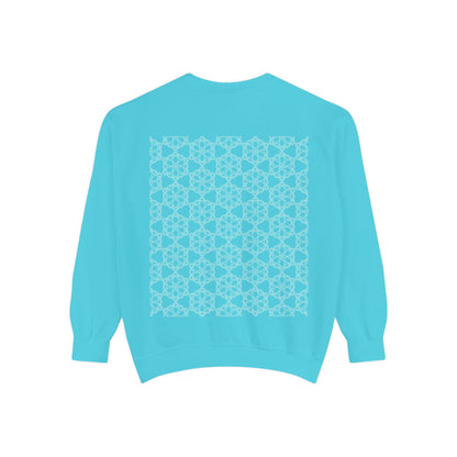 Garment-Dyed Sweatshirt with Elegant Floral Design, Cozy Unisex Sweater, Fashionable Casual Wear, Gift for Her, Perfect for Spring Style