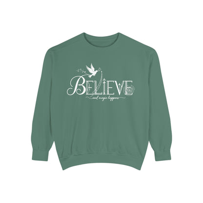 Believe and Magic Happens - Sweatshirt