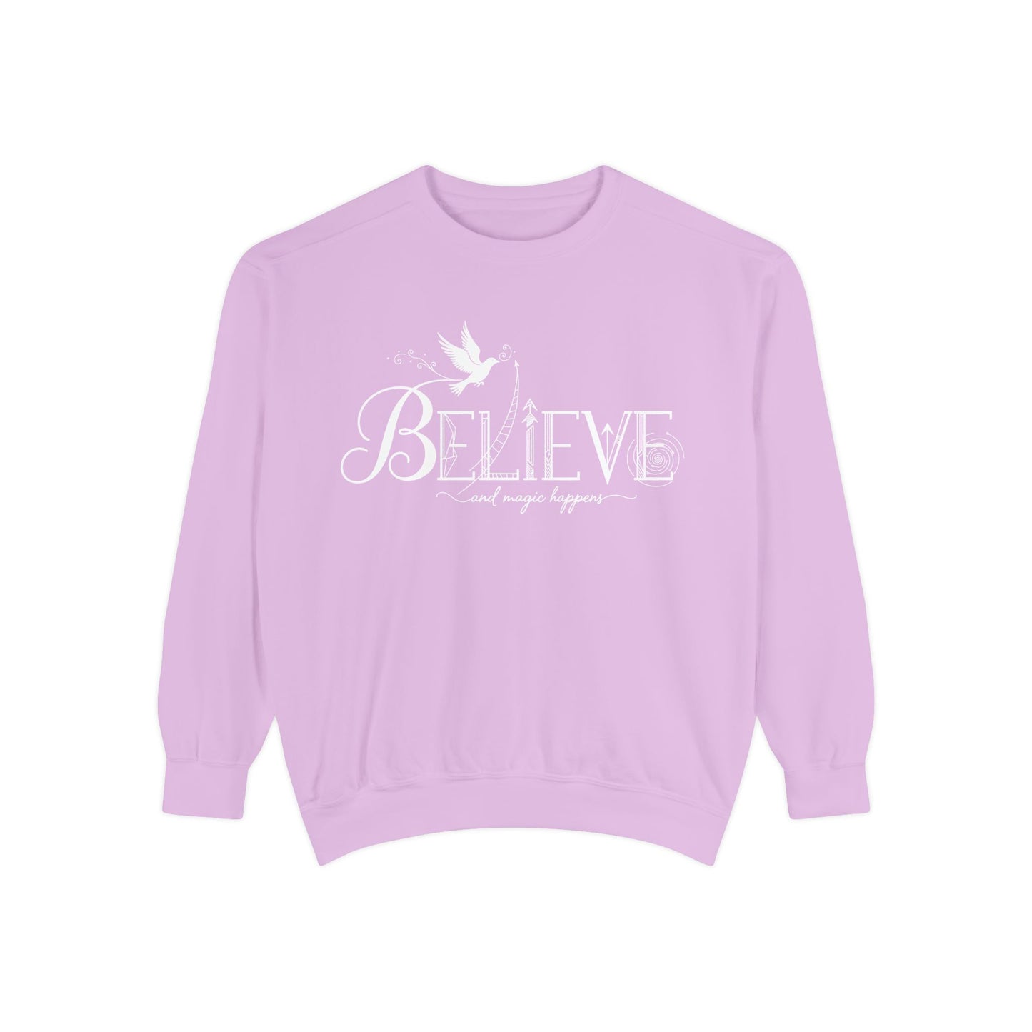 Believe and Magic Happens - Sweatshirt