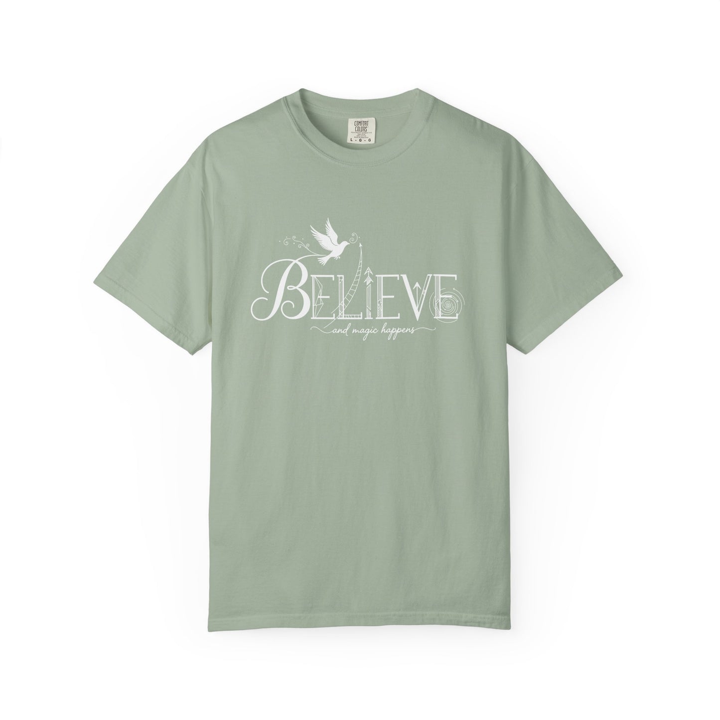Believe and Magic Happens - T-Shirt