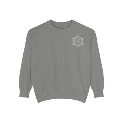 Garment-Dyed Sweatshirt with Elegant Floral Design, Cozy Unisex Sweater, Fashionable Casual Wear, Gift for Her, Perfect for Spring Style