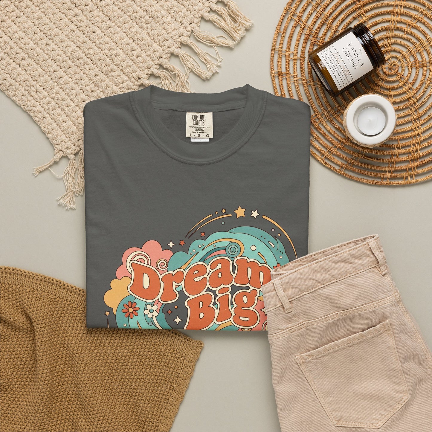 Dream Big - T-Shirt