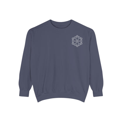 Garment-Dyed Sweatshirt with Elegant Floral Design, Cozy Unisex Sweater, Fashionable Casual Wear, Gift for Her, Perfect for Spring Style