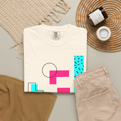 Retro Geometric Vibes - T-Shirt